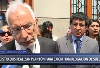 Magistrados hacen plantón para exigir homologación de sueldos