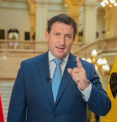 Juntos por el Perú denuncia a alcalde de Lima ante JEE