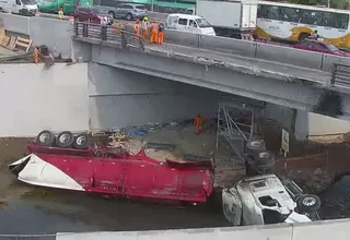 Lurigancho: camión cayó desde puente de la autopista Ramiro Prialé