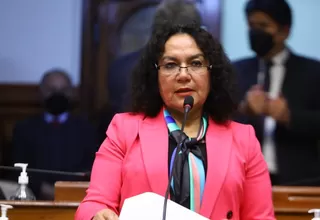 María Acuña niega cálculo político sobre retiro de reelección