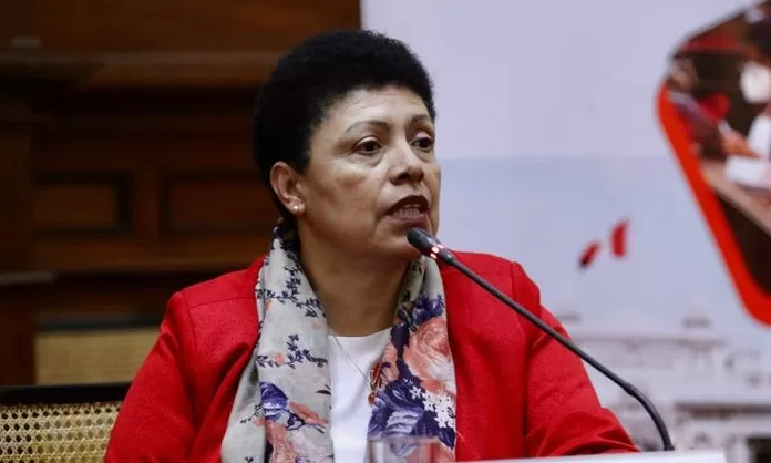 María Cordero Jon Tay Martha Moyano Presentó Denuncia Constitucional