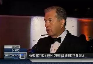 Mario Testino y Naomi Campbell en fiesta a beneficio de programa educativo