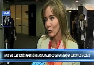 Martens cuestionó suspensión parcial del enfoque de género en el currículo escolar 