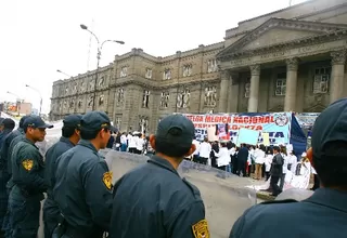 Médicos piden conocer incremento del sector salud para levantar huelga 