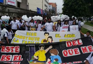 Miles de jóvenes salieron a las calles para decirle no a la violencia