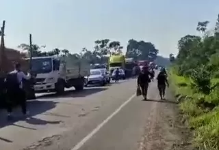 Mineros bloquean carretera Interoceánica