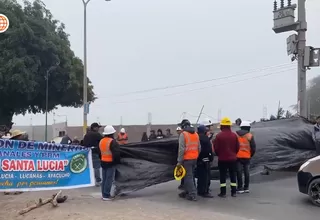 Mineros informales bloquean km 447 de Panamericana Sur en Nasca