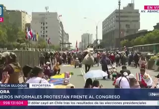 Mineros informales protestan frente al Congreso de la República