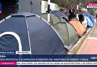 Mineros protestan frente al Minem y exigen cambios en la ley