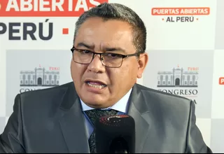 Ministro Santiváñez califica de "falso" nuevo audio