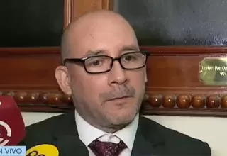 Ministro de Trabajo: No se puede hablar de actitud golpista cuando se usa la Constitución