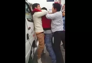 Mira la tremenda pelea que protagonizaron un cobrador de Orión y un pasajero