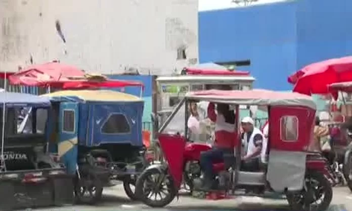 Mototaxistas y comerciantes denuncian extorsión por parte de mafias de extranjeros