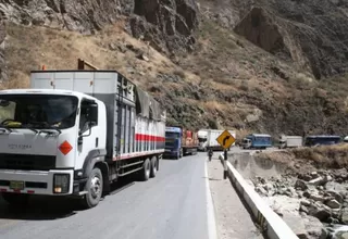 Exhortan a conductores a cumplir con restricción en Carretera Central por Navidad