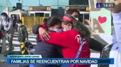 Navidad: Familias protagonizaron emotivos reencuentros en el Aeropuerto Jorge Chávez  - Noticias de navidad
