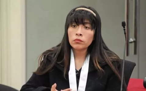 Congreso archiva pedidos de inhabilitación contra Betssy Chávez y Willy Huerta