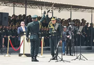 Óscar Arriola asume como nuevo comandante general de la PNP