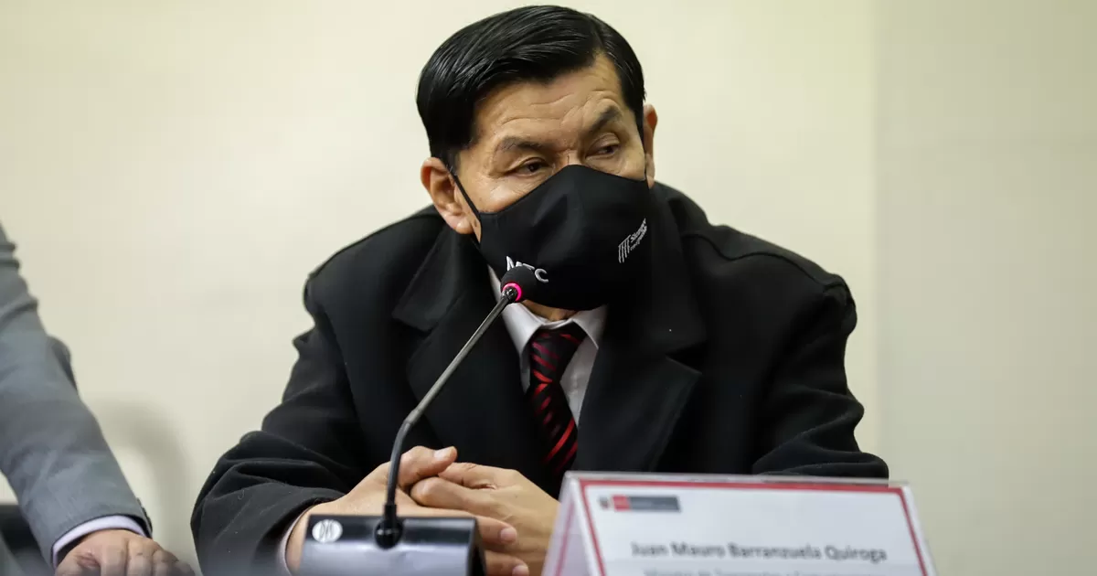 Paro de transportistas: “Algunos pedidos lindan con lo inconstitucional”, afirma ministro Barranzuela Paro de transportistas: “Algunos pedidos lindan con lo inconstitucional”, afirma ministro Barranzuela