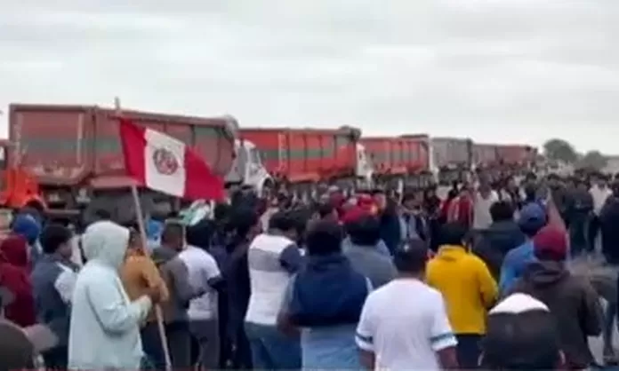Piura: pescadores de Sechura bloquean la Panamericana Norte | Canal N