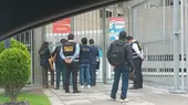 Policía y Fiscalía Anticorrupción llegaron a instalaciones de Petroperú en San Isidro - Noticias de policias