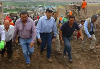 Presidente Martín Vizcarra recorrió zonas afectadas por huaicos en Tacna