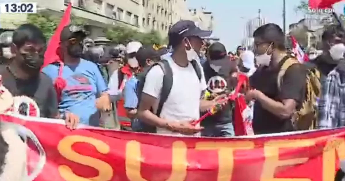 Protestas de trabajadores de Las Bambas en el Cercado de Lima