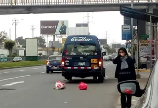 Pueblo Libre: conductor de combi usó bolsas de basura como señalización de emergencia