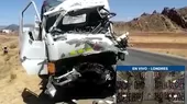 Puno: Choque de tráiler boliviano y camión deja dos muertos - Noticias de triple-choque