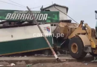 Punta Hermosa: destruyen puestos de comida en playa El Silencio