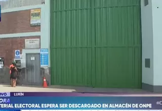 Retrasos en descarga de equipos de ONPE por falta de personal