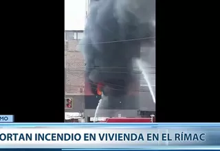 Rímac: incendio se registra en vivienda de tres pisos