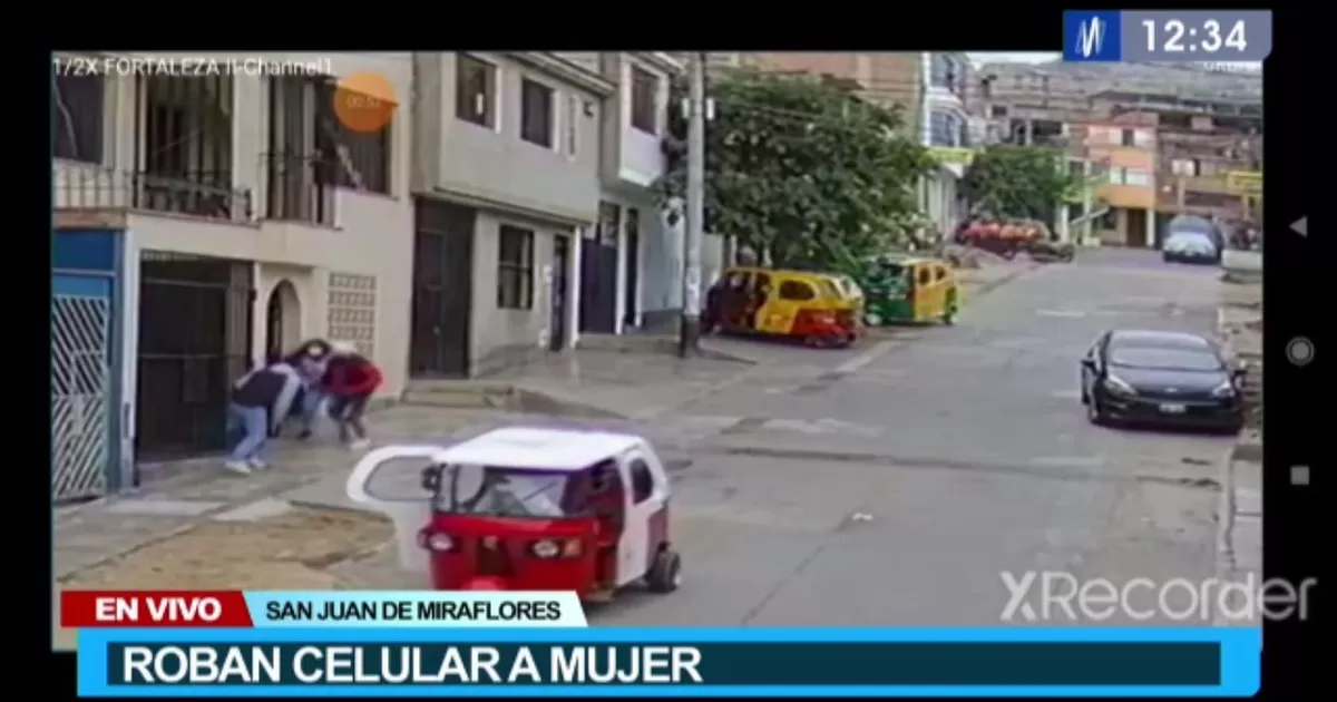 Roban celular a mujer en San Juan de Miraflores