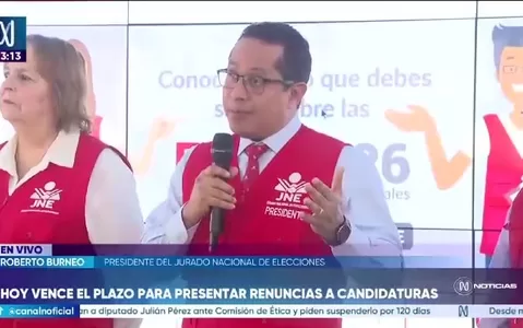 Roberto Burneo evita pronunciarse sobre renuncia de Luis Rubio y recuerda que el JNE "no legisla"