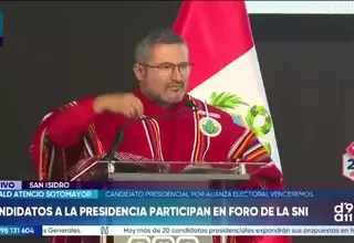 Ronald Atencio propone nueva Constitución y política industrial para el país