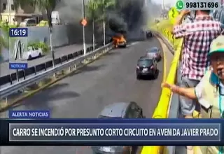 San Borja: vehículo se incendió por presunto corto circuito en Javier Prado