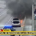 San Isidro: Automóvil se incendió en la Vía Expresa 