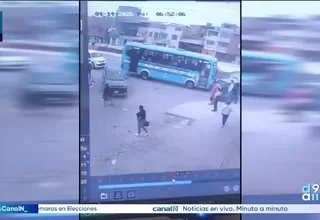 SJM: Conductor de auto impacta su vehículo contra mujer de 65 años que caminaba con bastón