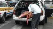 Un station wagon traslada carne cruda en el Mercado de Magdalena - Noticias de crudo