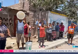 Piura: Vecinos hacen huecos para abastecerse de agua