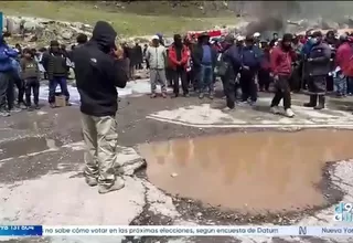Vía Libertadores: Buses varados por paro en Rumichaca