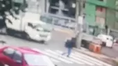 [VIDEO] Chorrillos: Anciano muere atropellado por conductor que iba a excesiva velocidad - Noticias de furgoneta