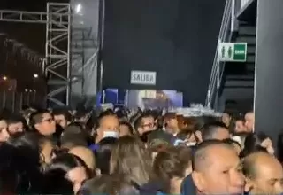 [VIDEO] Denuncian exceso de aforo en concierto de Juan Luis Guerra 