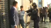[VIDEO] Detienen a un manifestante en movilización a favor de Pedro Castillo  - Noticias de movilizaciones