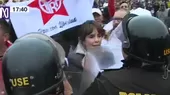 [VIDEO] Partidarios del Apra protestan contra presidente Castillo - Noticias de apra