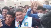 [VIDEO] Víctor Hugo Rivera, ex árbitro FIFA, es el nuevo alcalde de Arequipa - Noticias de carne-universitario