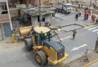 Continúa la demolición de viviendas dañadas por deflagración en Villa El Salvador