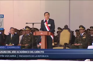 Vizcarra afirma que no permitirá que miembros del Ejército manchen la honra de la institución