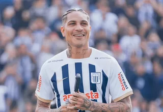 Paolo Guerrero se emocionó hasta las lágrimas en su presentación