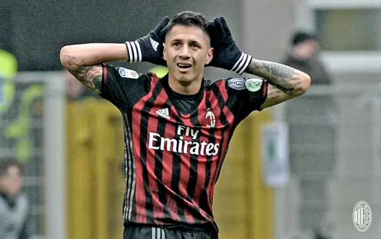 Gianluca Lapadula Le Dio La Victoria Al Milan Ante El Crotone Canal N