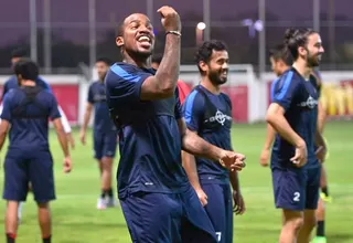 Jefferson Farfán reapareció en los entrenamientos del Al Jazira